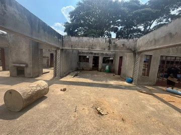 7 Bedroom House
