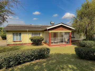 3 Bed House For Sale In Emerald Hill