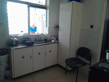 2 Bedroom Flat & Apartment