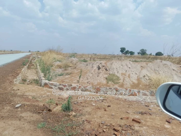 Residential Stand for Sale in Johannesburg Norton – Serviced 300sqm near Harare