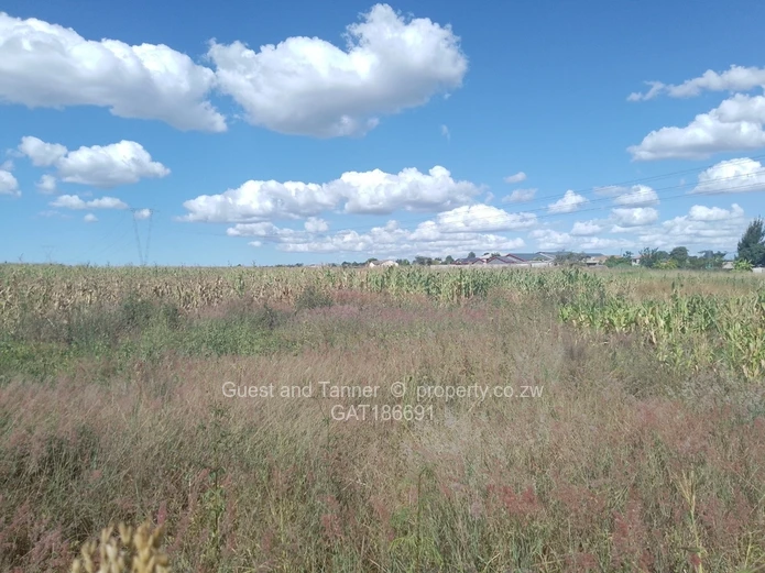 Prime 6405m² Suburban Commercial Land in Sunway City, Harare East