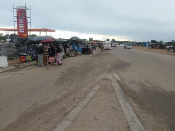 Commercial & Industrial Land