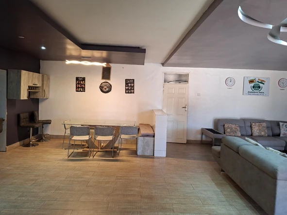 5 Bedroom House
