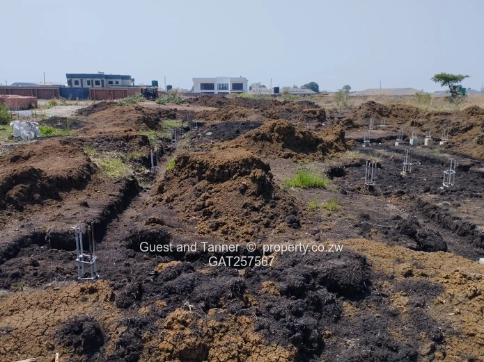 Motivated Seller: 2134sqm Pomona Estate Prime Corner Stand