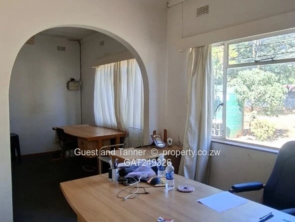  Prime Location 5 Bedroomed House for Sale - Highlands