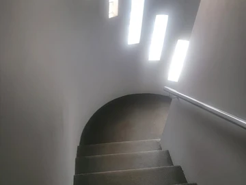 9 Bedroom House