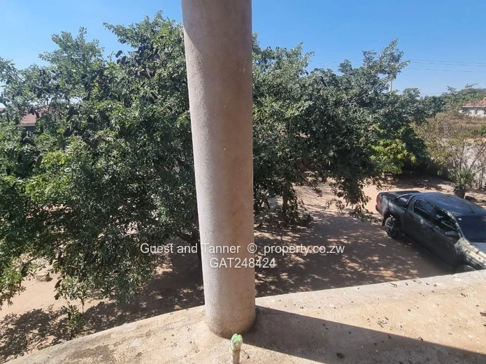 SPACIOUS FAMILY HOME ON 2284sqm FOR SALE IN RIVERSIDE, RUWA 