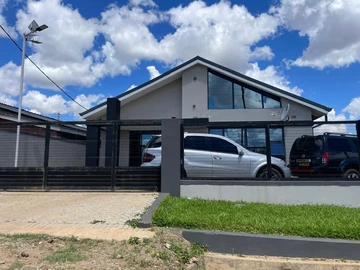 4 Bedroom House