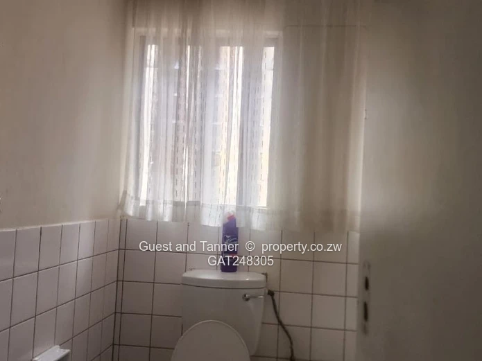 2-Bedroom Ground Floor Flat for Sale – Avenues, Harare CBD