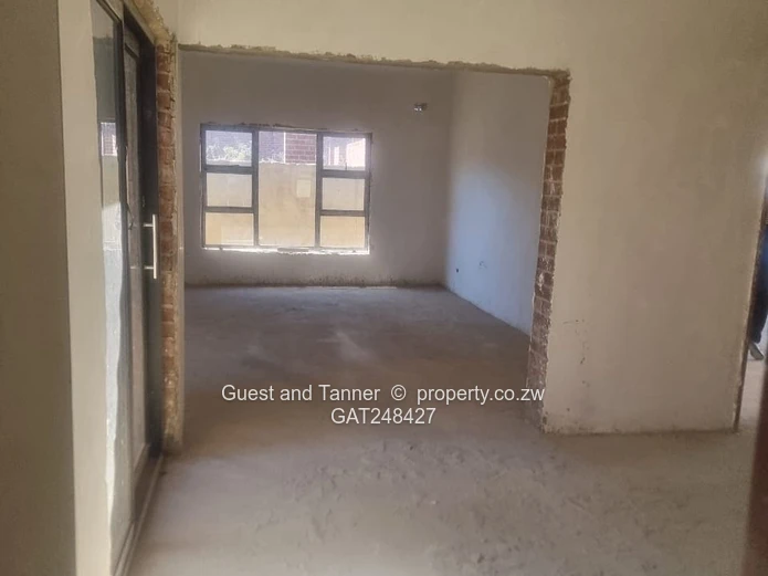 Incomplete Cluster Home For Sale – Greendale | Us$145,000