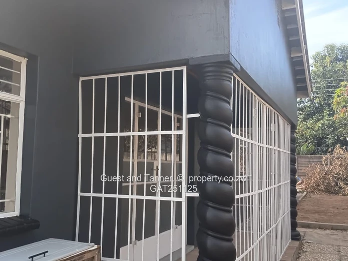 Zimre Park | 4-Bedroom House for Sale