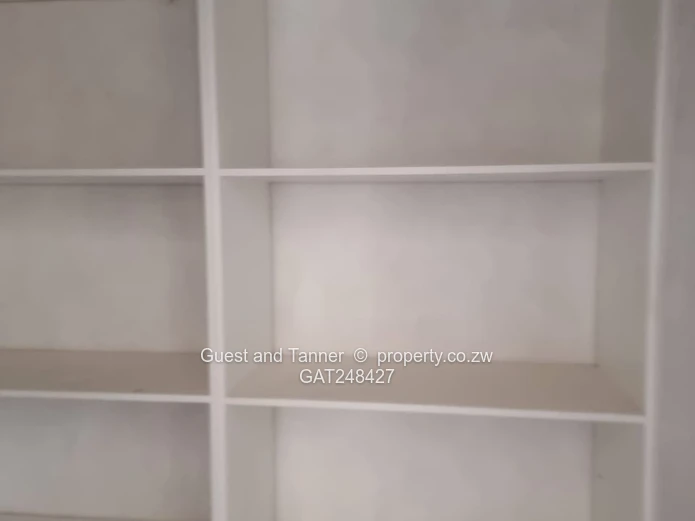 Incomplete Cluster Home For Sale – Greendale | Us$145,000