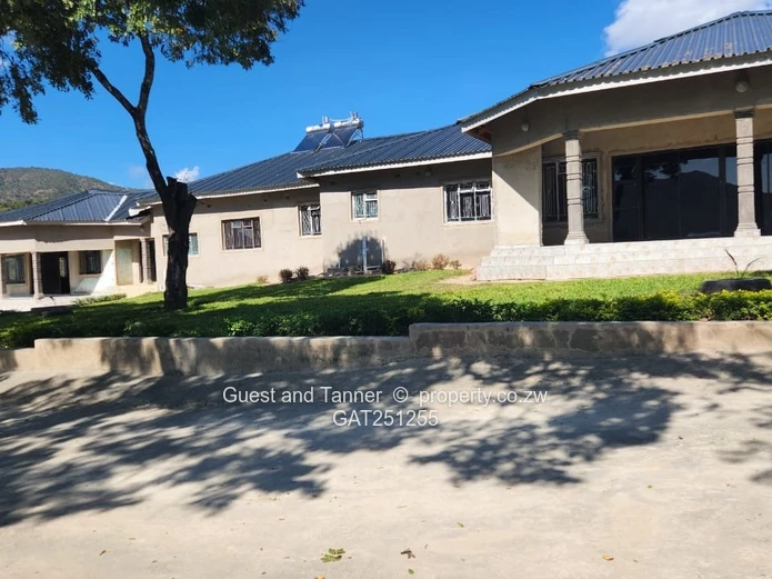 Luxury 6-Bedroom Mansion for Sale – Fern Valley, Mutare
