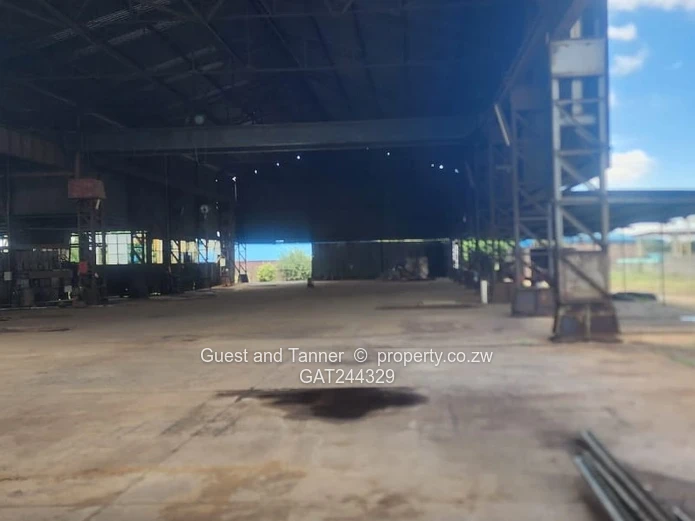  Big  Warehouse/Factory for Sale in Ardbennie