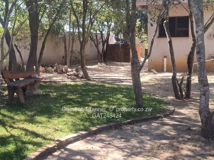 SPACIOUS FAMILY HOME ON 2284sqm FOR SALE IN RIVERSIDE, RUWA 