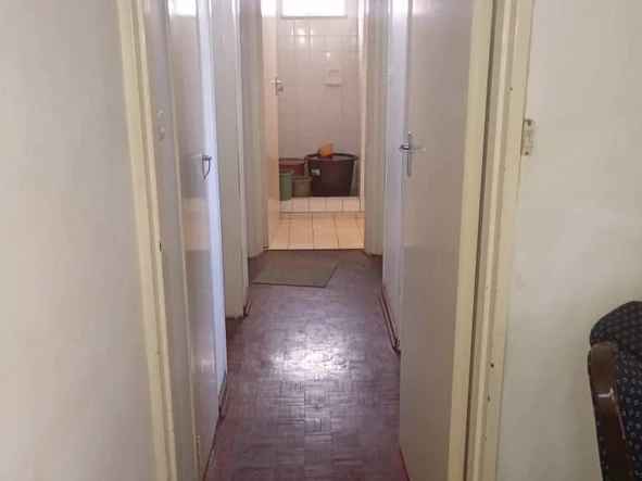 2 Bedroom Flat & Apartment