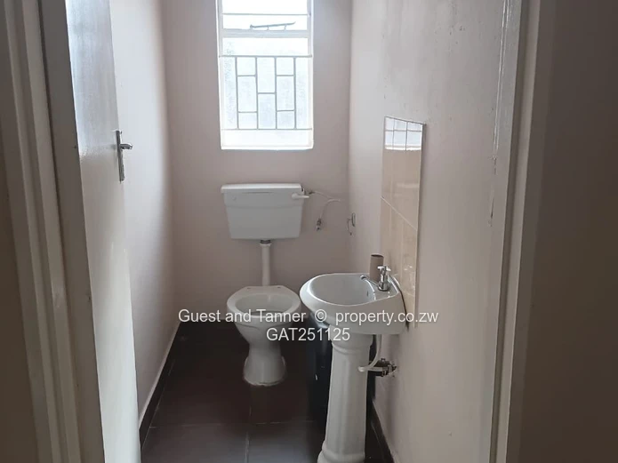 Zimre Park | 4-Bedroom House for Sale