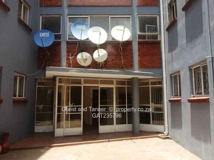 Flat For Sale In The Upper Avenues