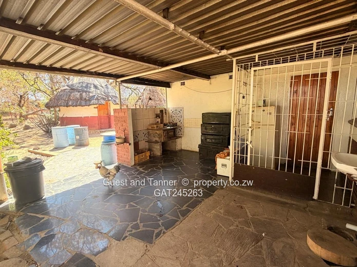 Hatfield Property for Sale- Commercial Potential 