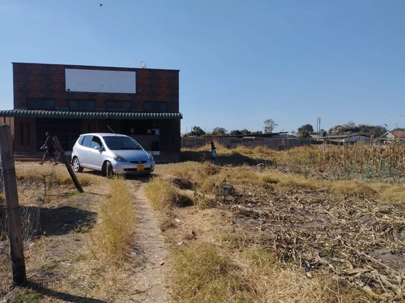 Commercial & Industrial Land