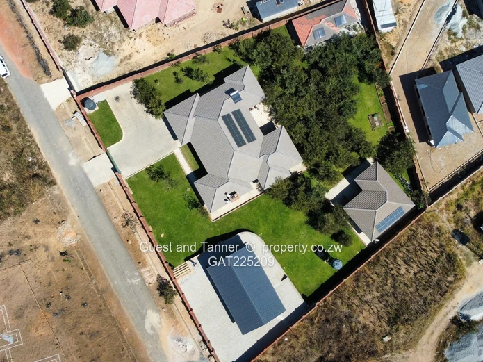 5-Bedroom Family Estate For Sale in Sunway City, Harare East 
