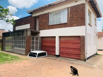 4-Bed Zimre Park Home for sale