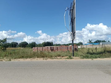 Commercial & Industrial Land