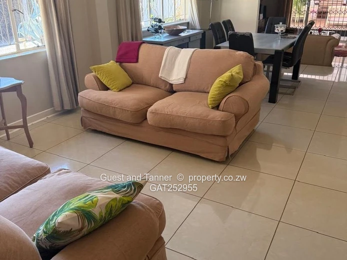 Luxury 4-Bedroom Family Home on 3,966m² – Highlands