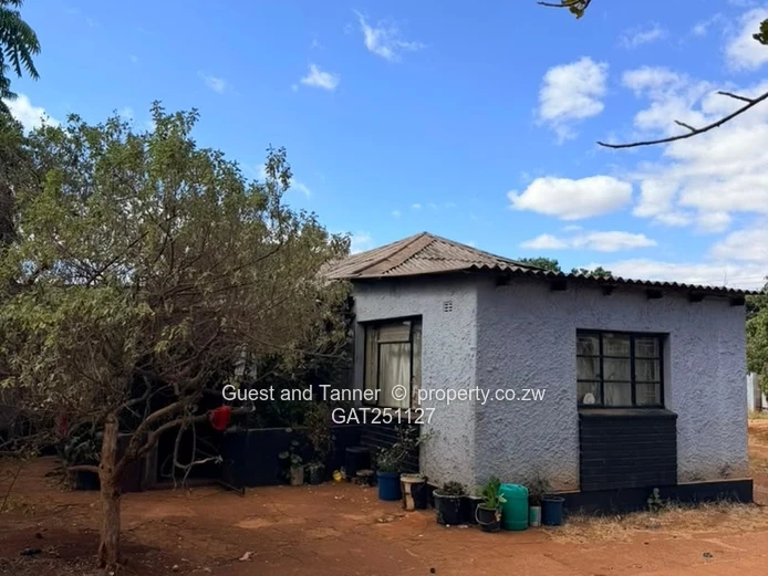 Prime Eastlea Property | Commercial or Residential Potential