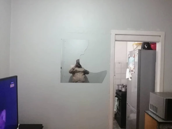 2 Bedroom Flat & Apartment