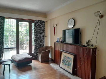 3 Bedroom Flat & Apartment