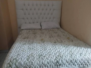 9 Bedroom House