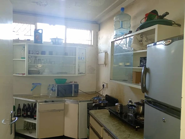 2 Bedroom Flat & Apartment