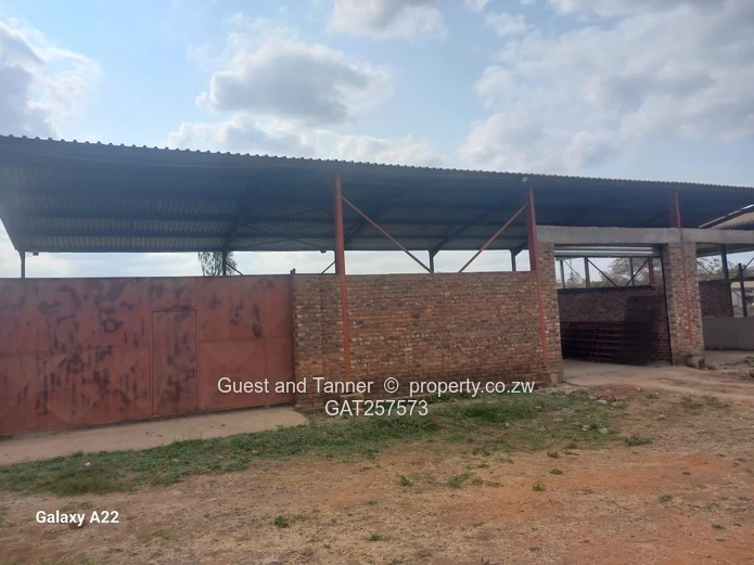 Spacious 14,100 sqm Commercial/Industrial Property in Bindura