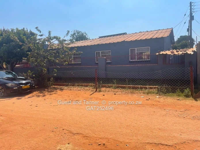Spacious 5-Bedroom Home on a 200m² Stand 