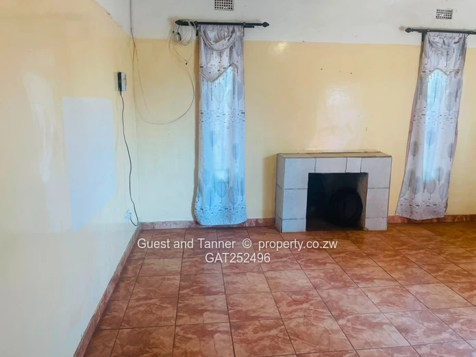 Spacious 5-Bedroom Home on a 200m² Stand 