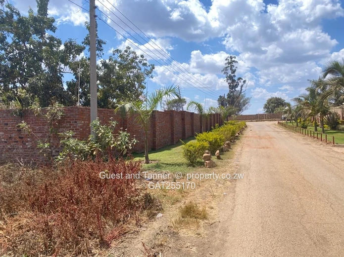 Borrowdale MT Breeze Stand- REDUCED FOR A QUICK SALE!