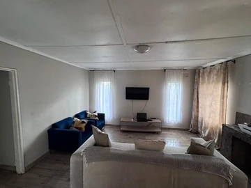 7 Bedroom House