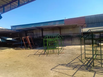 Warehouse & Factory