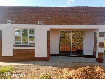 Commercial & Industrial Land