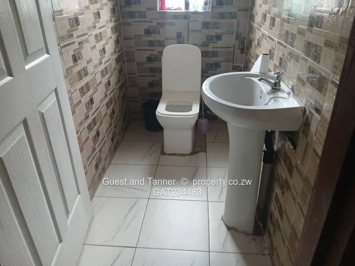 Modern 4-Bedroom House in Cherutombo Extension near Marondera