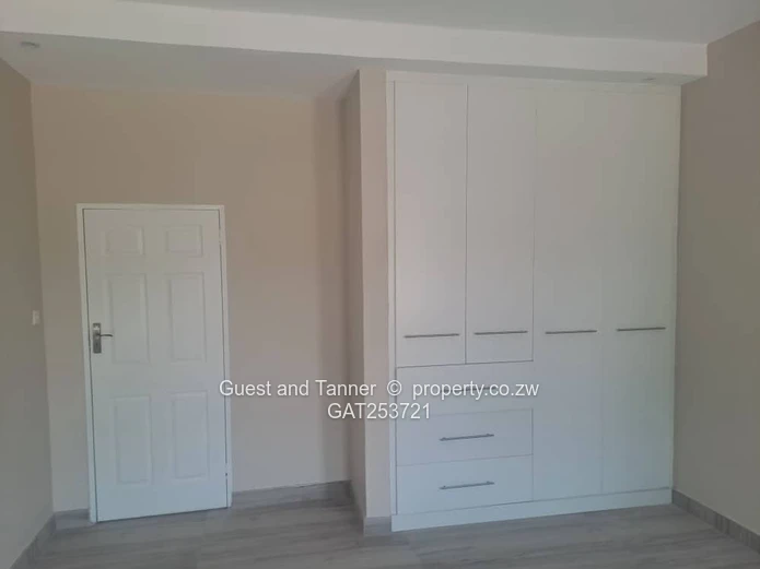 Arlington Prestige — Modern 4-Bedroom Home for Sale