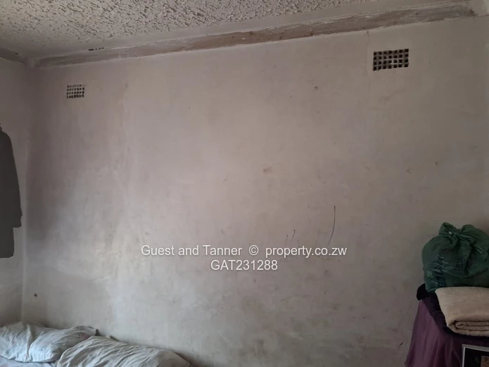 Crowhill – Incomplete 5-Bedroom Double Storey with Cottage & Dam Views