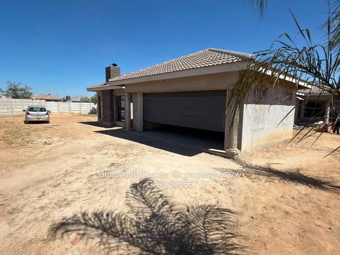 Spacious 4-Bedroom Family Home in Rockview — Finish to Your Taste