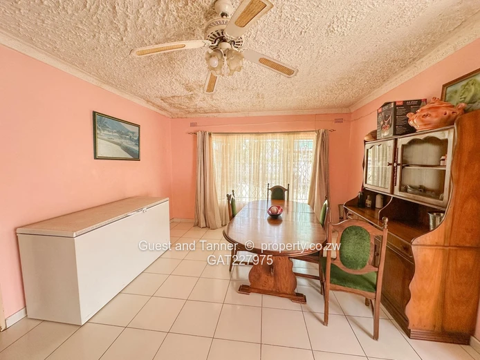 4-Bedroom House In Borrowdale West