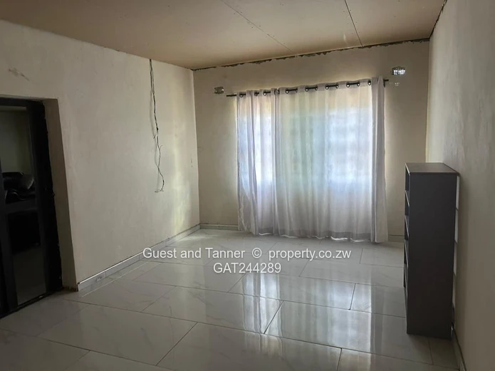 Spacious and well-maintained 5-bedroom home for sale in Mwashuma Park. (Sole Mandate)