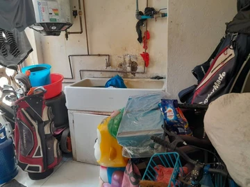 3 Bedroom Flat & Apartment