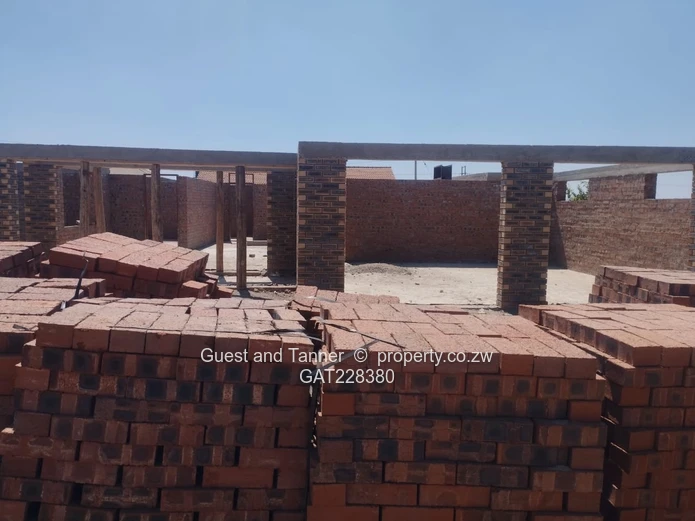 5 Bedroom House for Sale in Sandton Phase 2 Harare – Finish to Your Taste