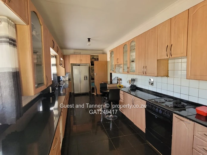 Prime Multi-Dwelling Property on 4,269m² with Main Road Frontage in Highlands 