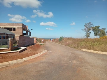 Prime 1070 m² Land for Sale in Nyeredzi Ridge, Harare North
